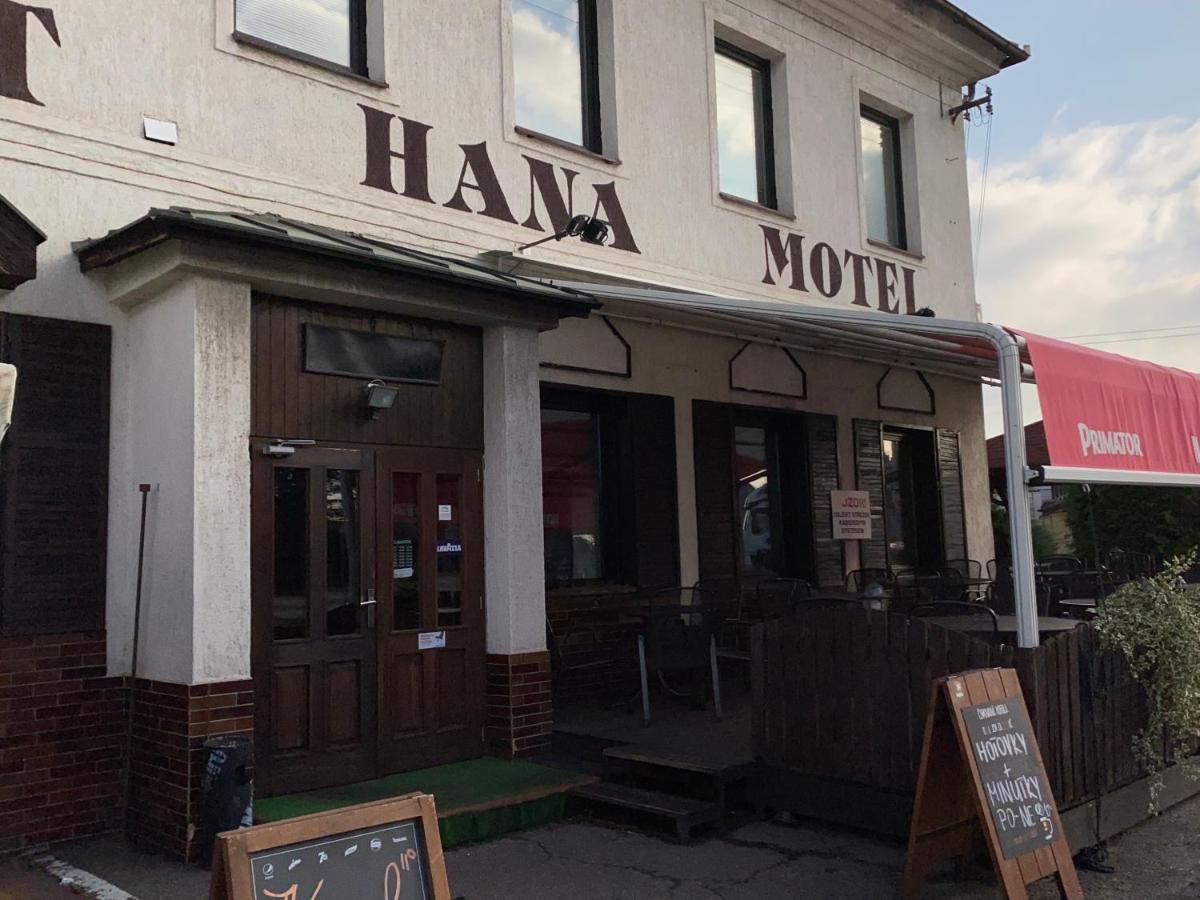 Restaurant Motel Hana Barbara Gastro Sro Ostretin 외부 사진